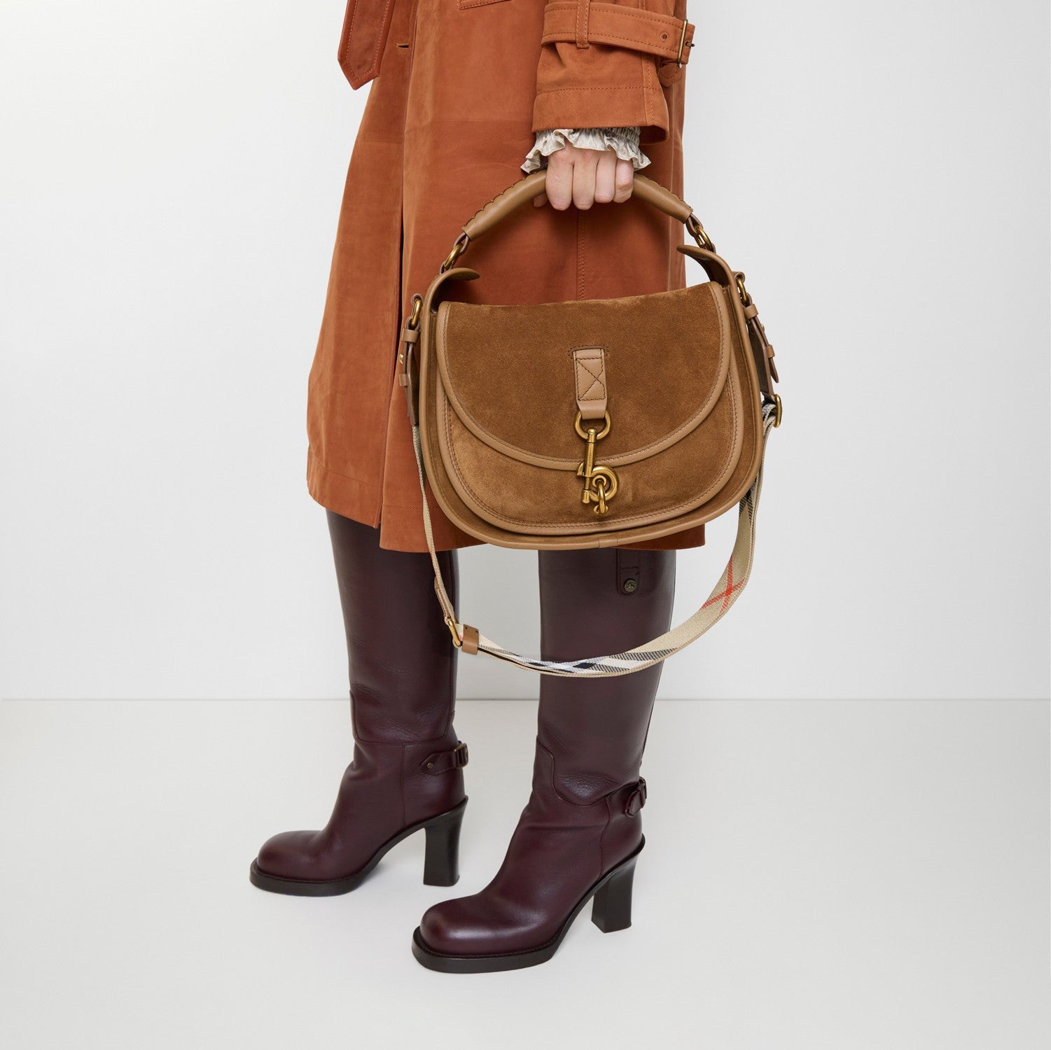 Small B Clip Messenger Bag