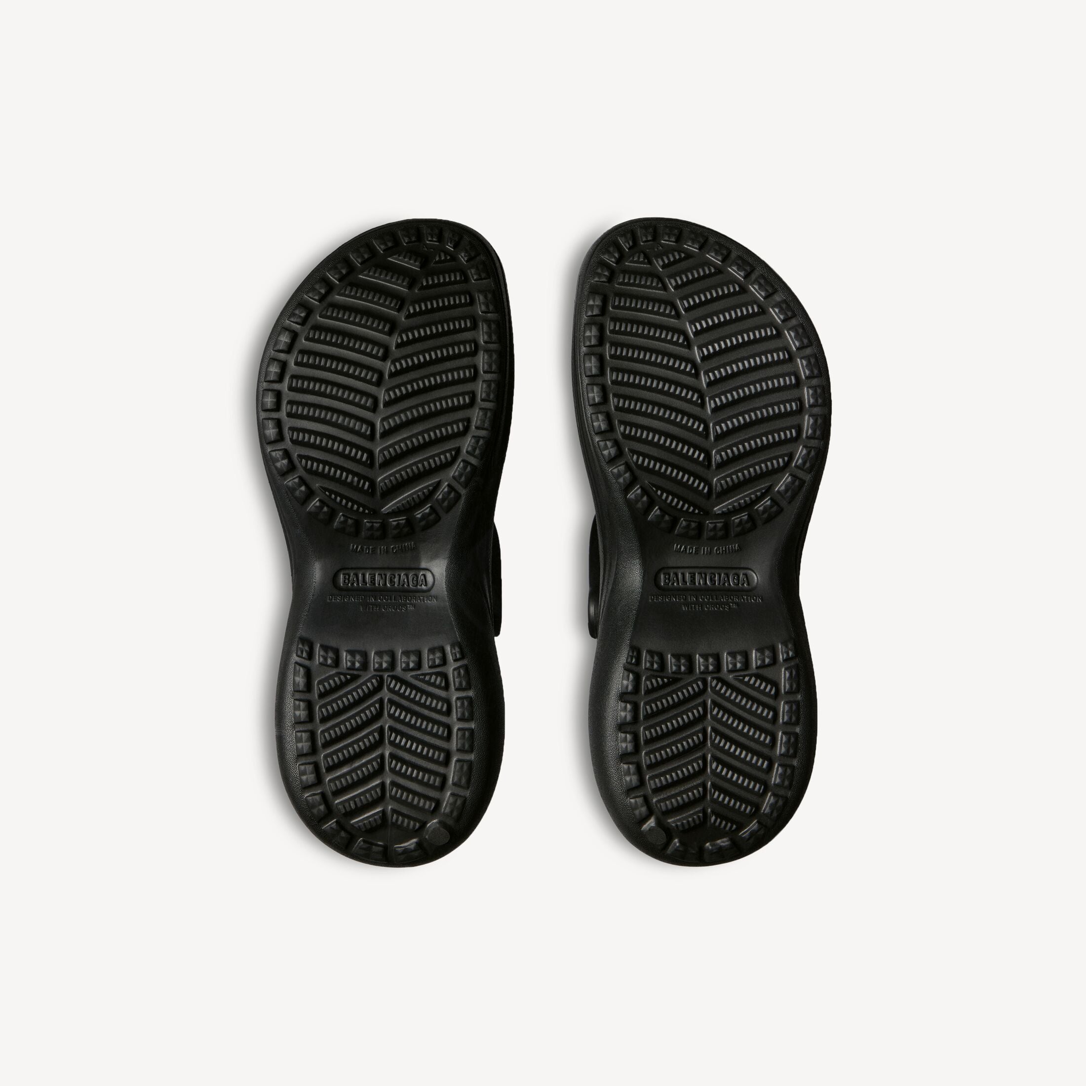 BALENCIAGA Men's Crocs Mule Jibbitz