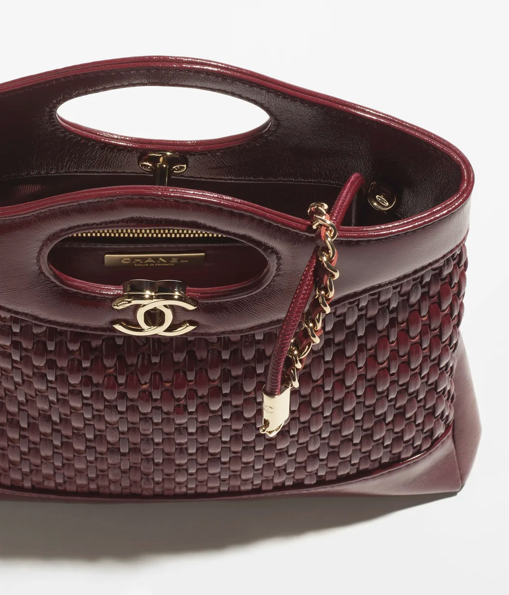 Spring Summer 2026 Pre-collection CHANEL 31 Mini Shopping Bag