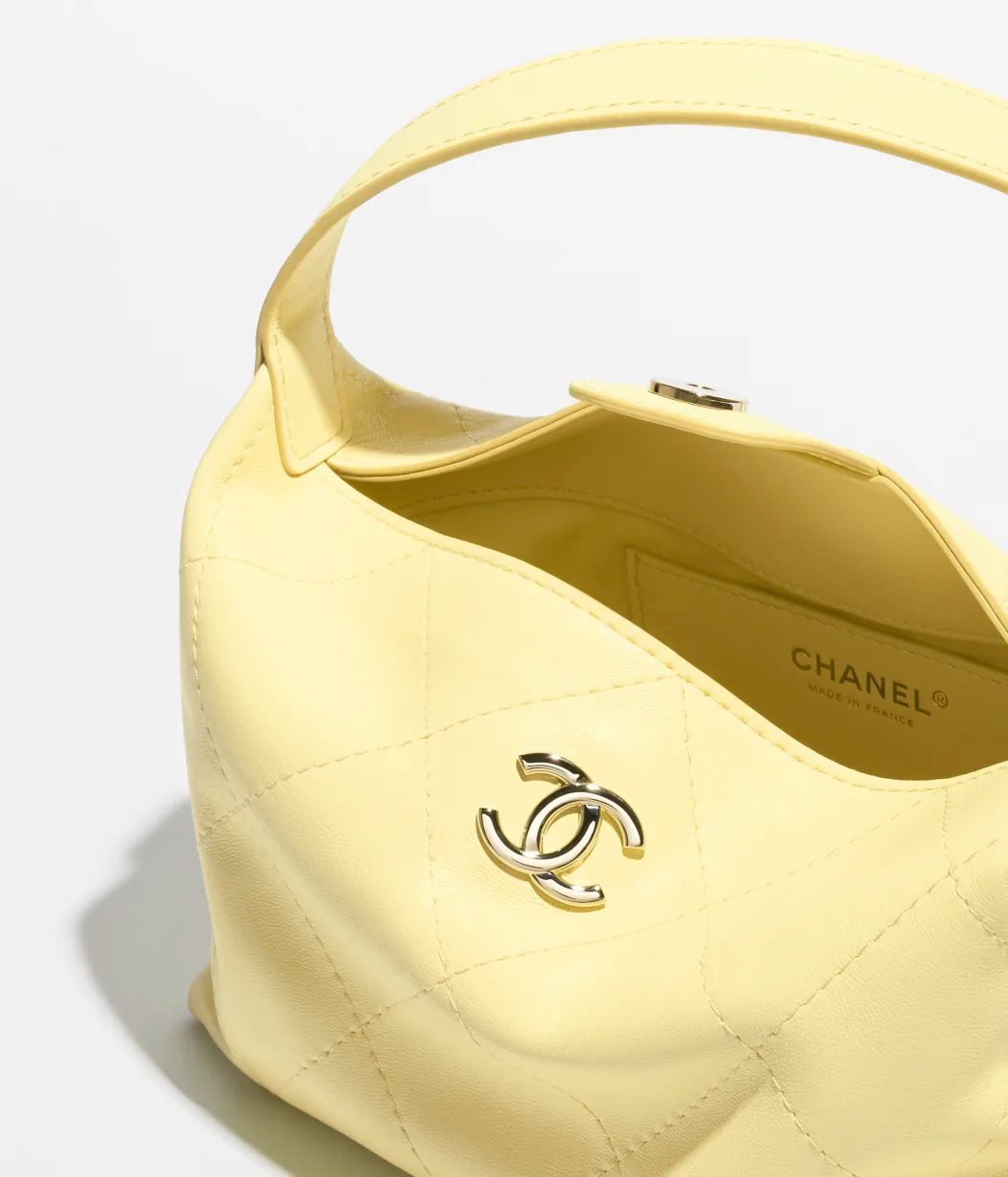 Spring Summer 2026 Pre-collection Hobo Handbag