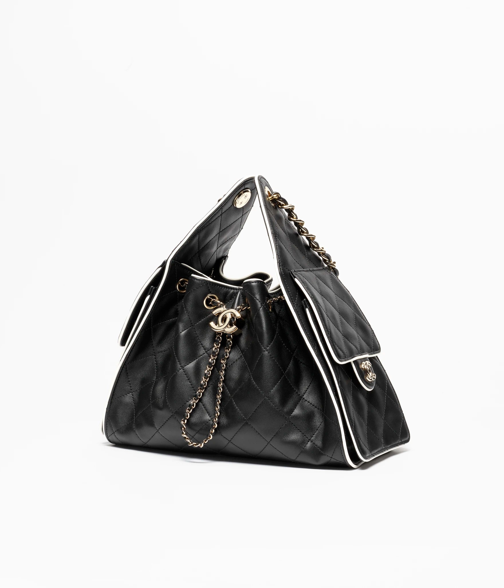 Spring Summer 2026 CHANEL 25 Small Handbag