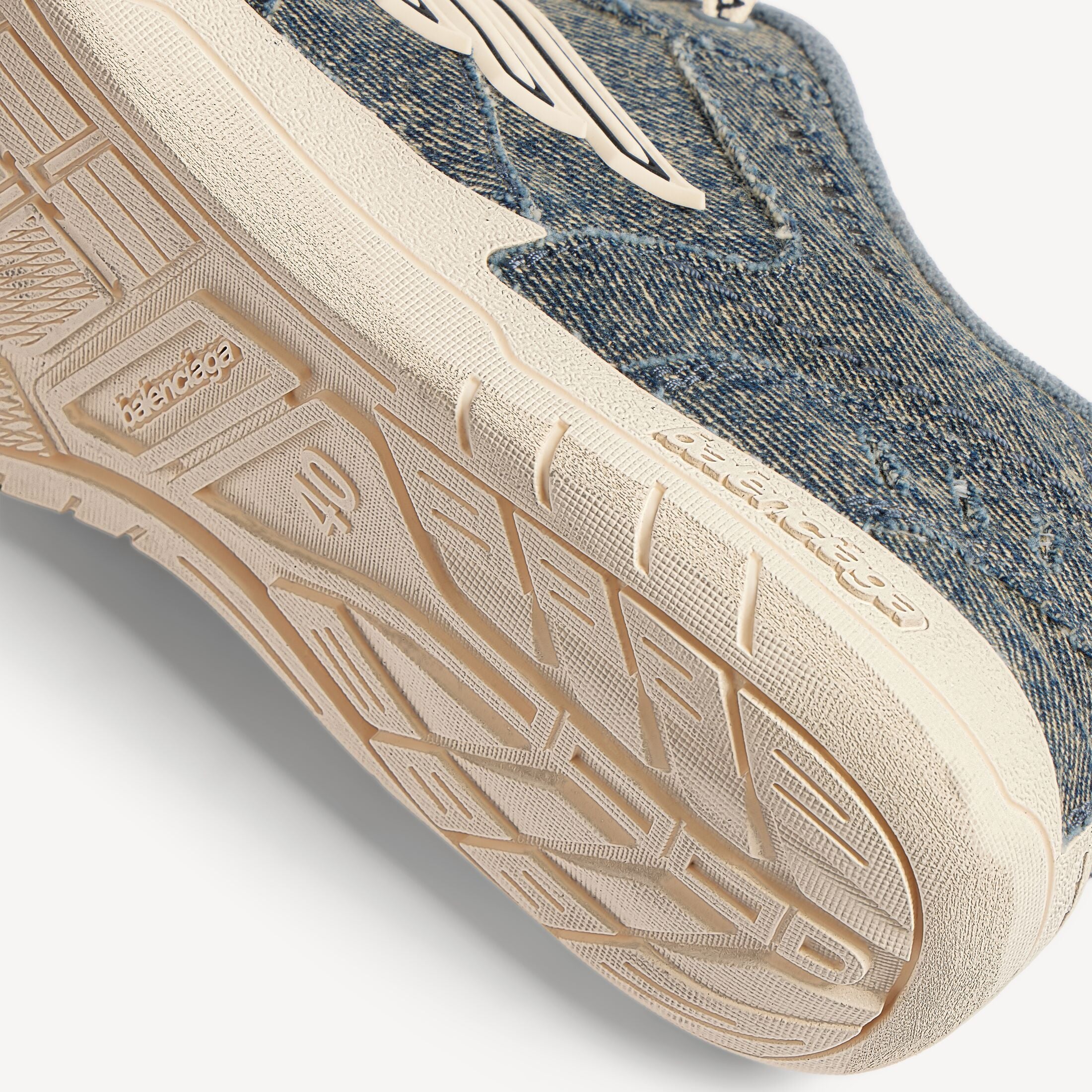 BALENCIAGA Men's Hamptons Denim Sneaker