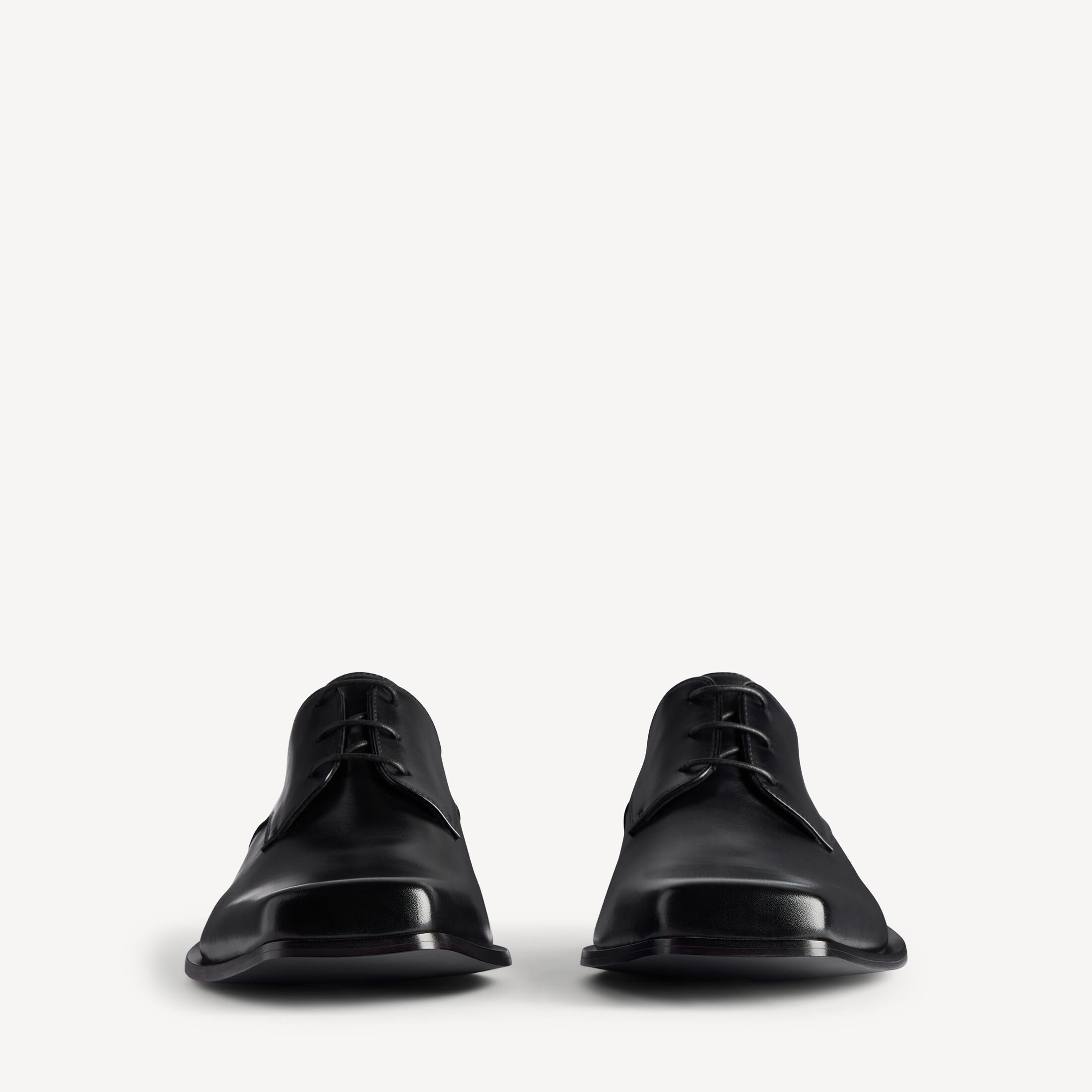 BALENCIAGA Men's Concorde Derby in Black