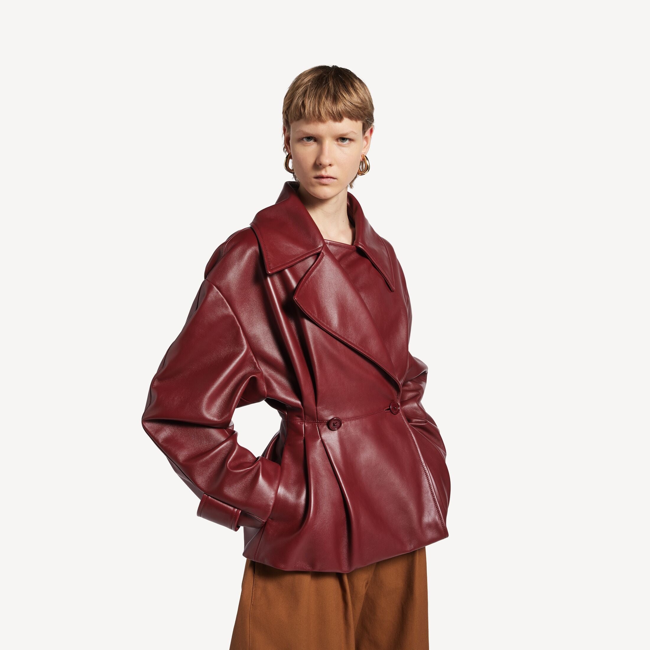 BALENCIAGA Women's Folded Short Trench in Burgundy
