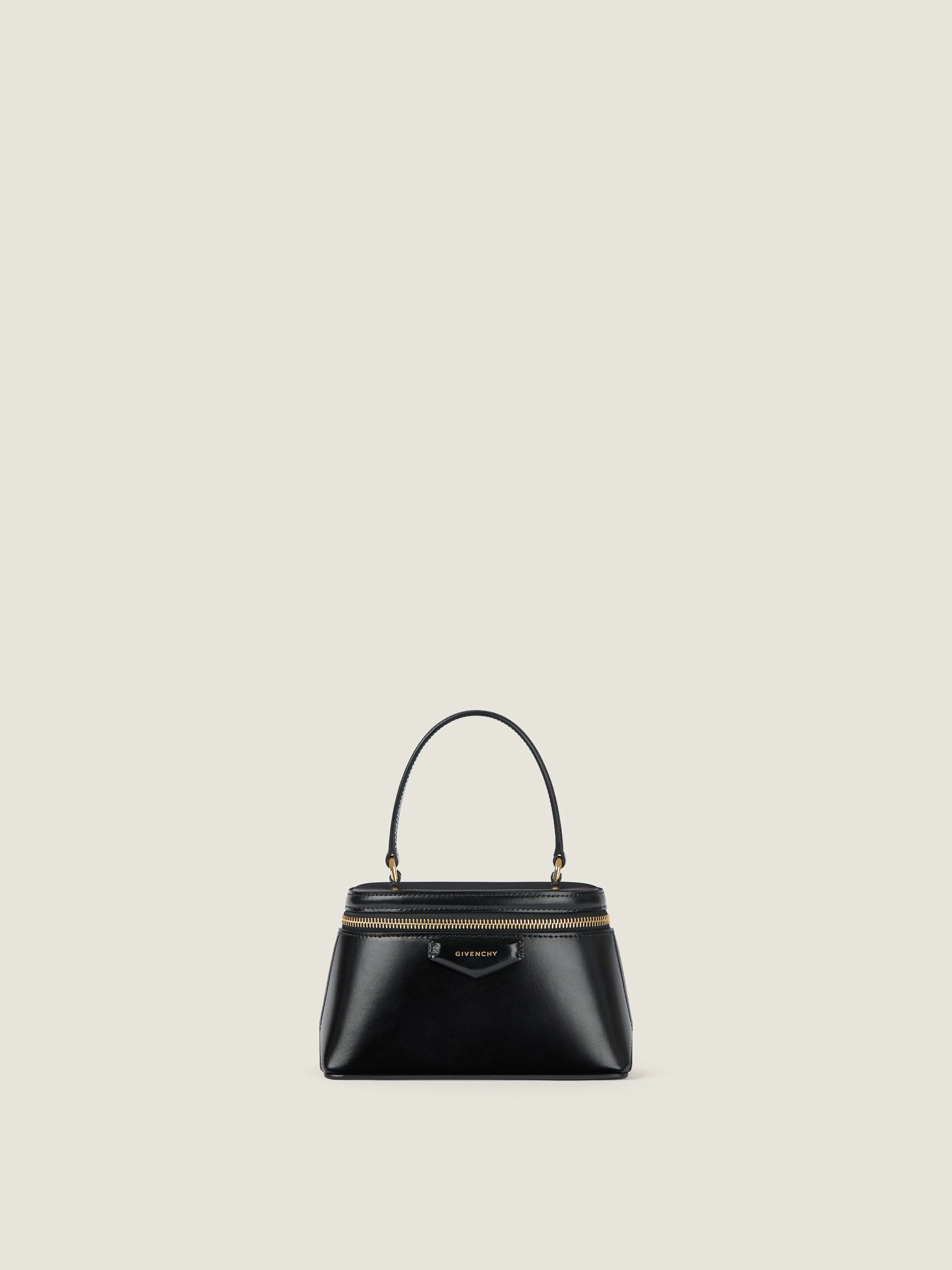 GIVENCHY Antigona vanity bag in Box leather with chain