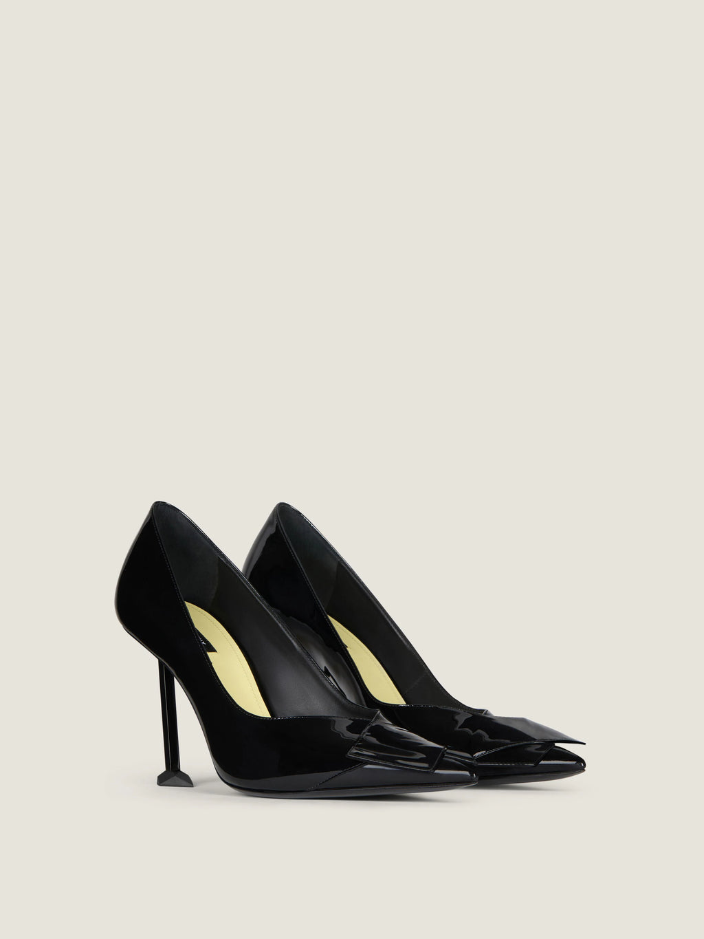 GIVENCHY Boudoir Fold pumps in patent leather