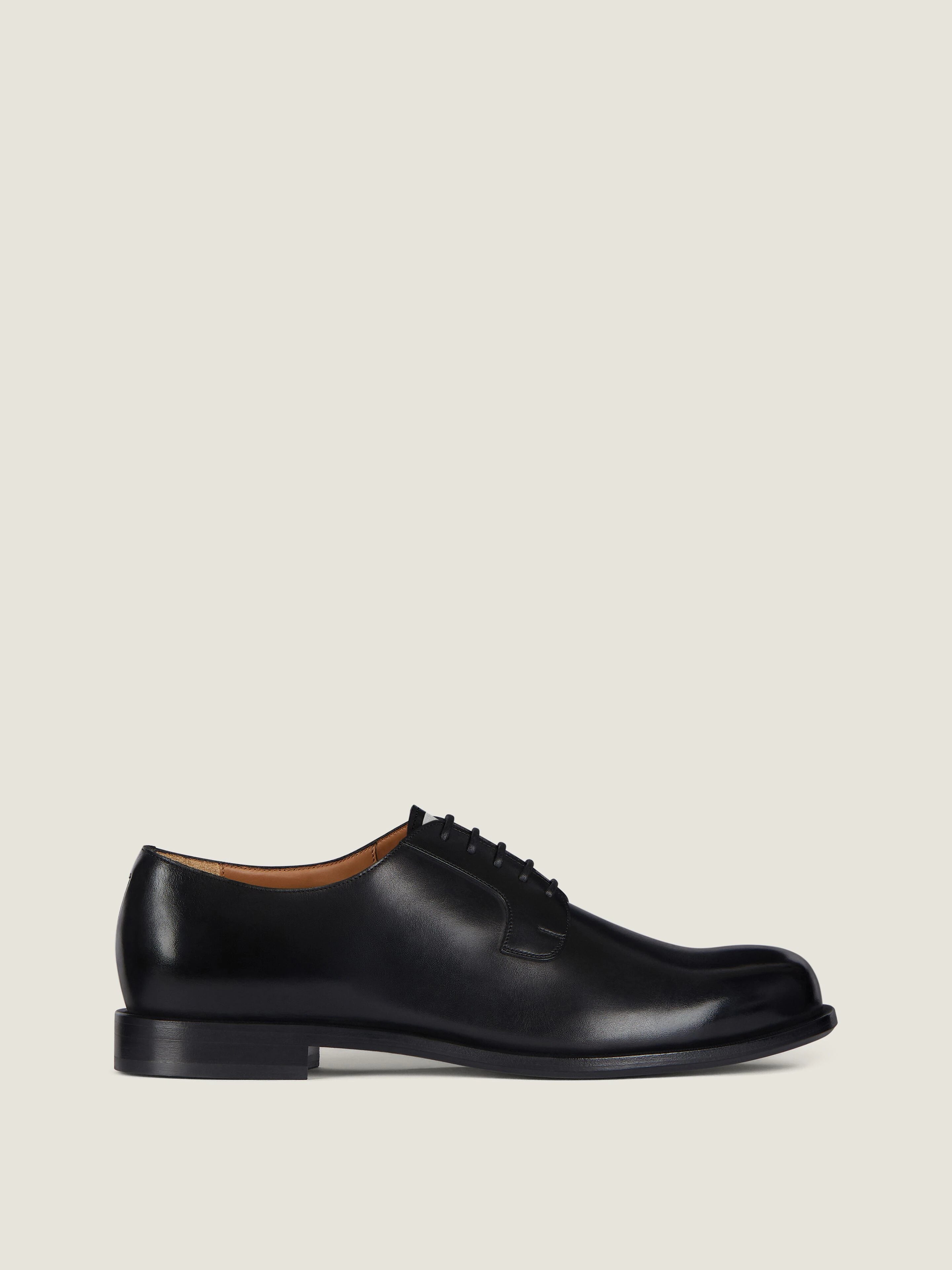 GIVENCHY Label derbies in leather