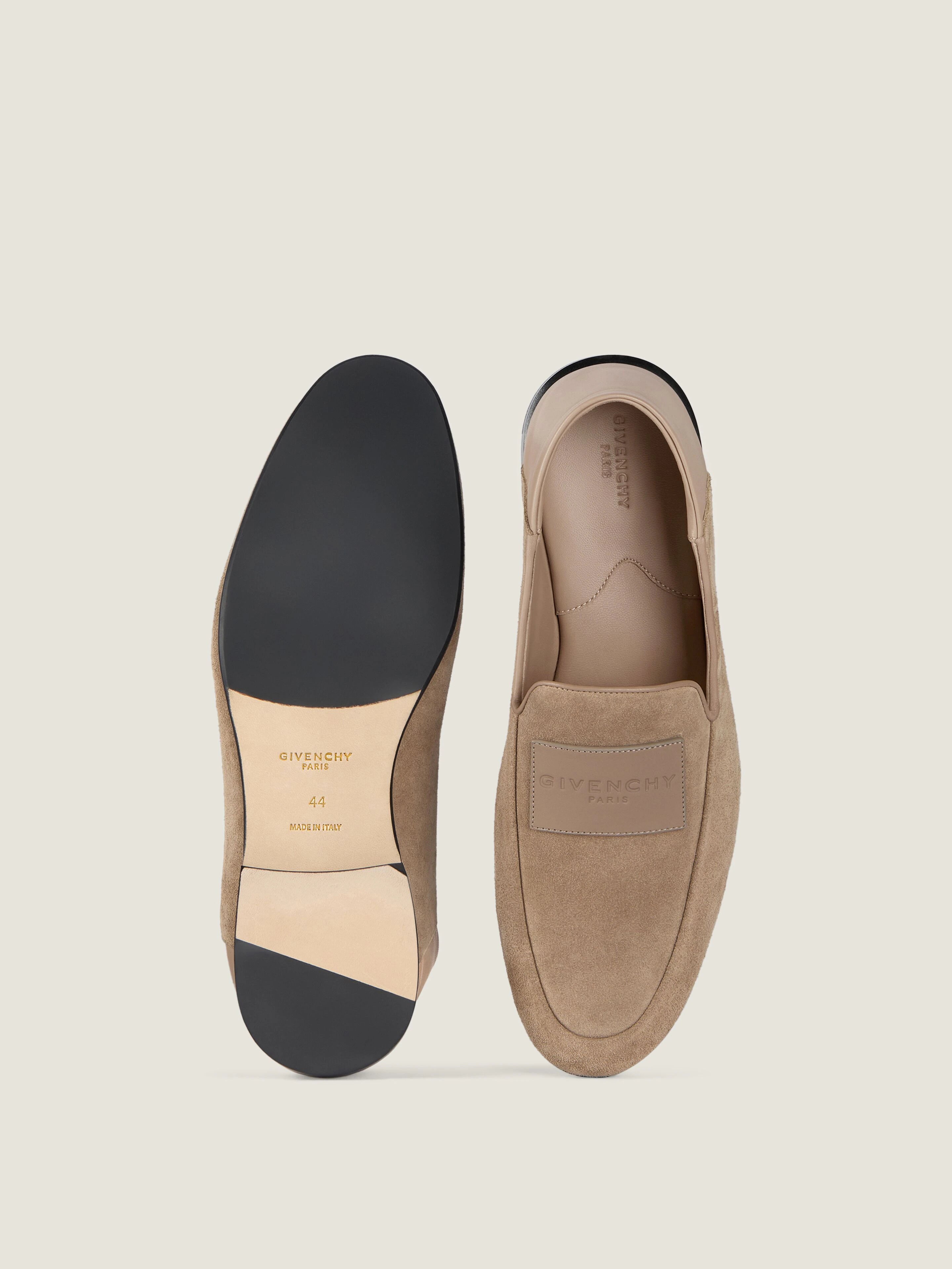 Label loafers in suede