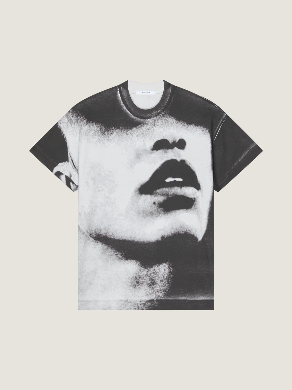 GIVENCHY Boxy fit t-shirt in cotton Portrait print