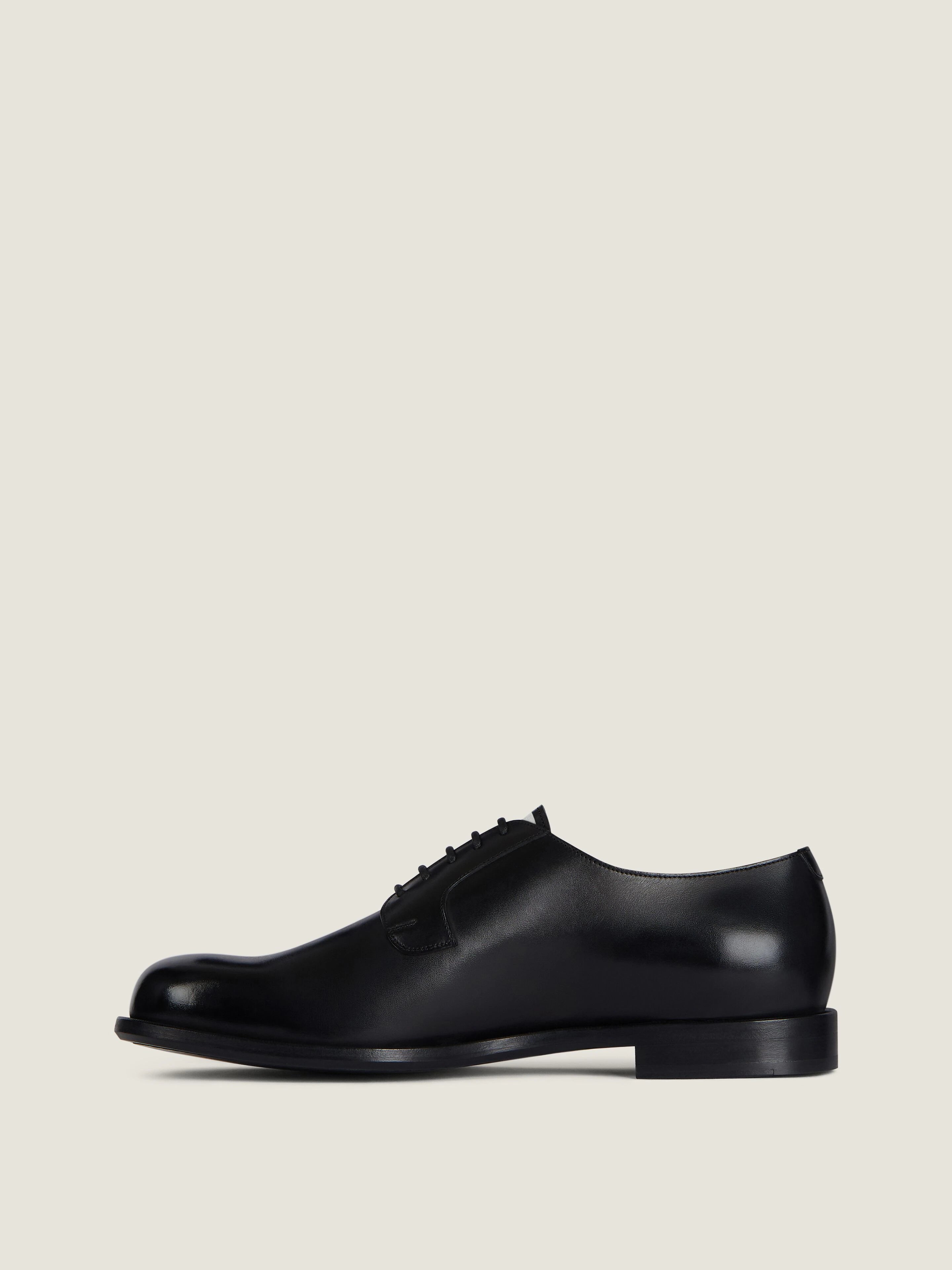 GIVENCHY Label derbies in leather