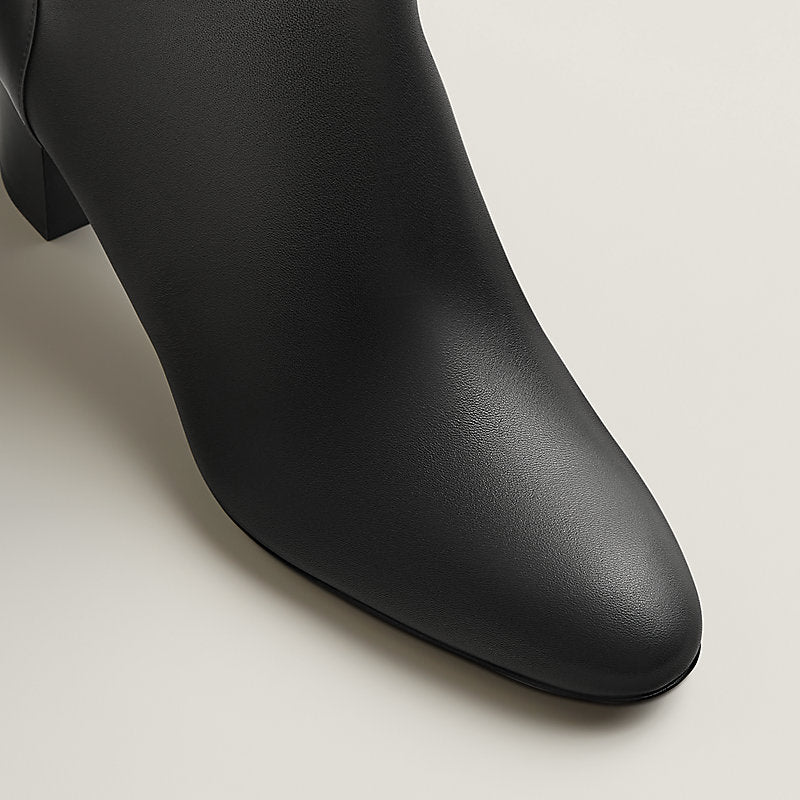 Story 50 boot